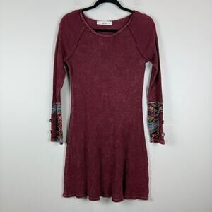 Able Sweater Dress Women's Small Burgundy Texture Knit‎ Geometric Button Cuffs